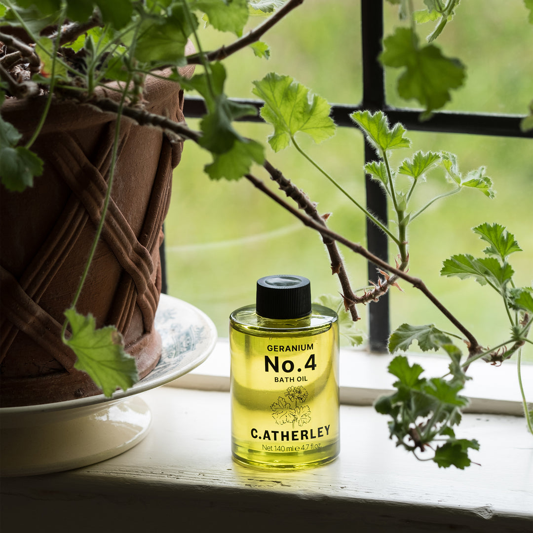 No.4 BATH OIL - 140ML